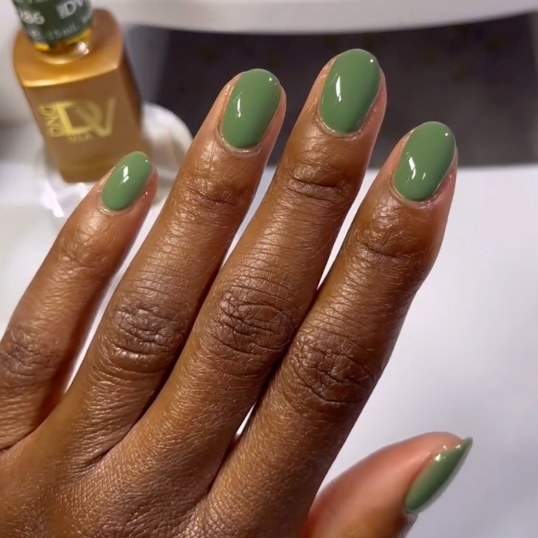 DND Diva #286 First Place – nail swatch