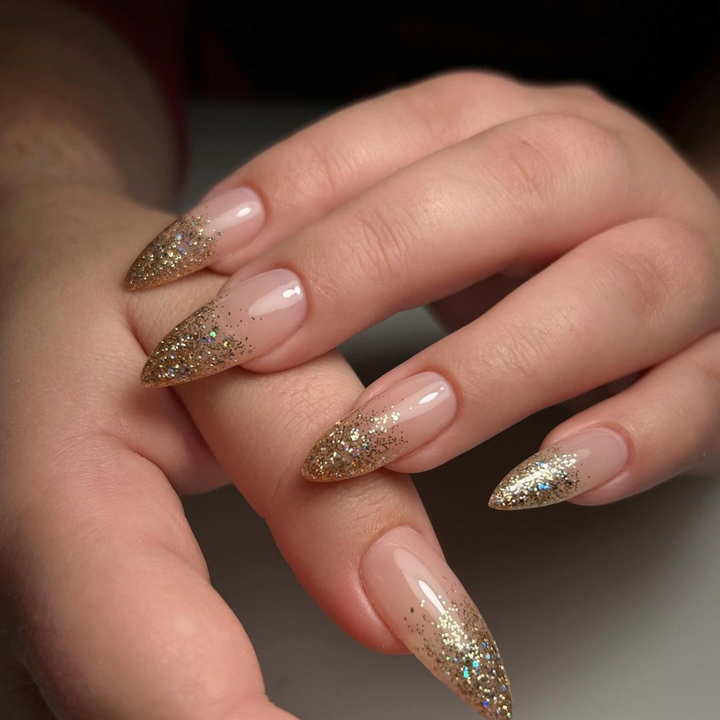 DND Gel #401 Golden Sahara Star – nail swatch 3