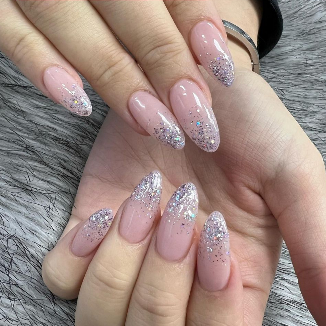 DND Gel #411 Shooting Star – nail swatch 2