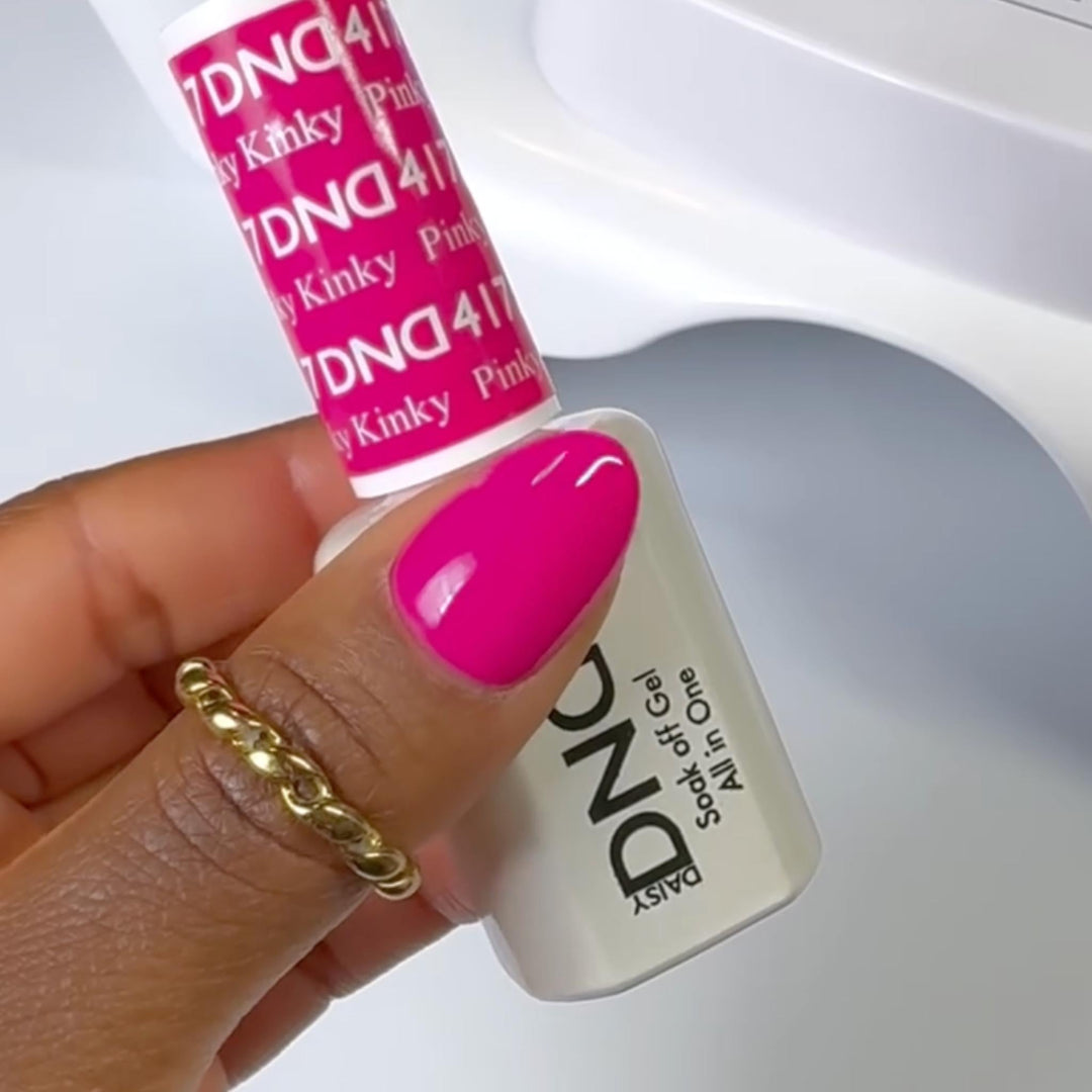 DND Gel #417 Pinky Kinky – nail swatch 2