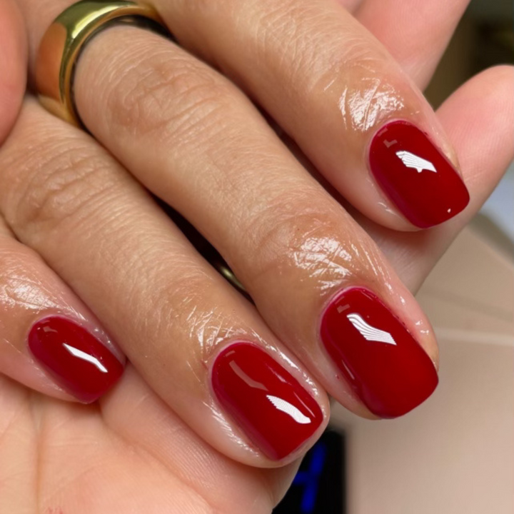 DND Gel #429 Boston University Red – nail swatch 5