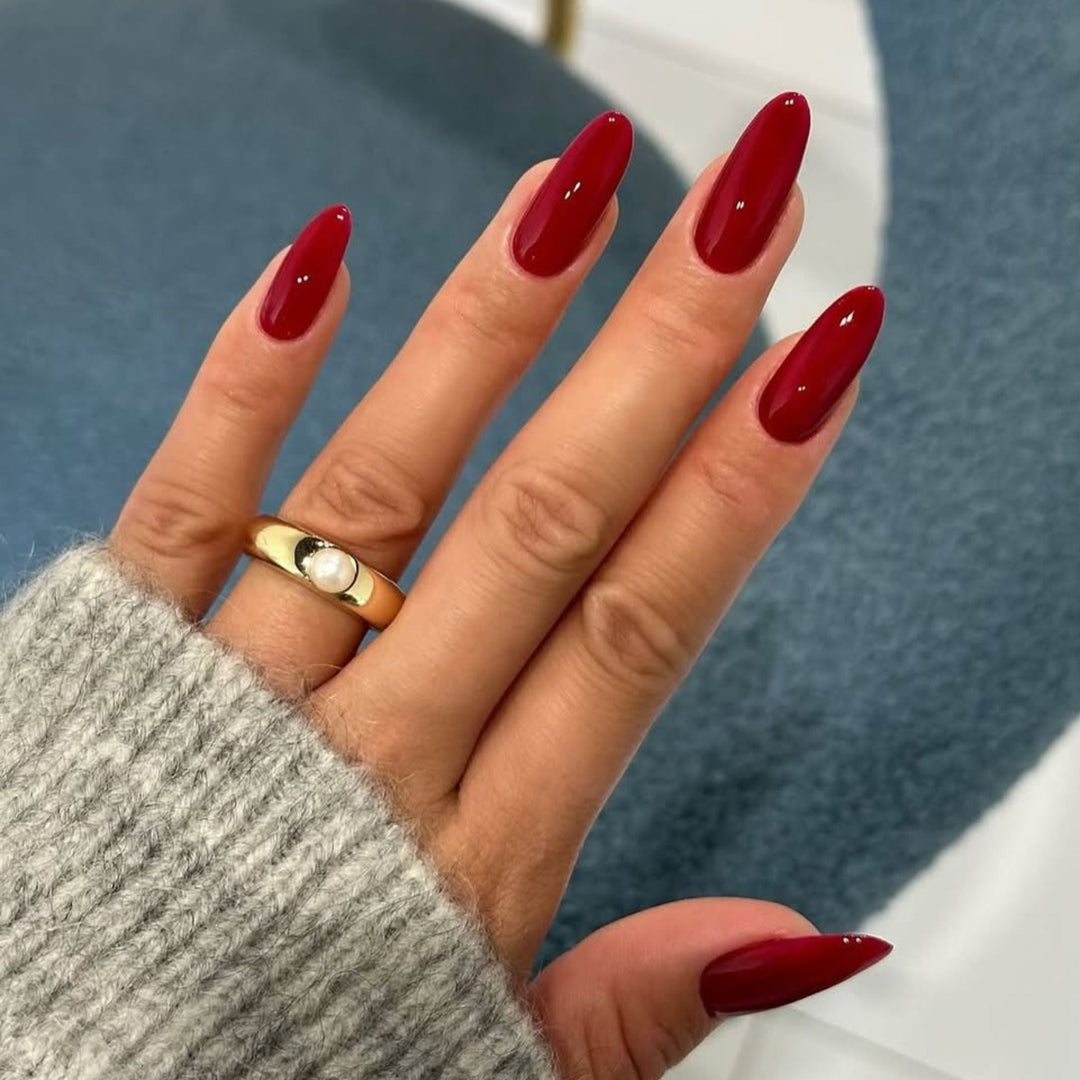 DND Gel #456 Cherry Berry – nail swatch 4