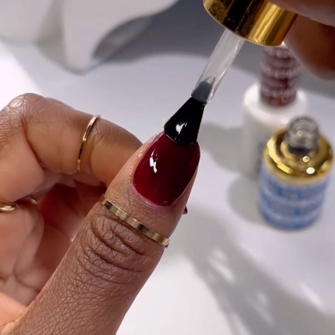 DND Gel #478 Spiced Berry – nail swatch
