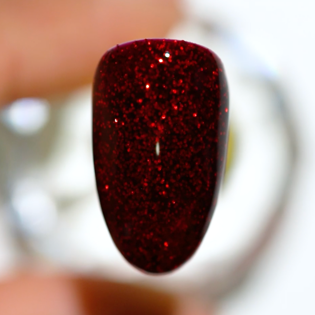DND Gel #548 Red Carpet – nail swatch