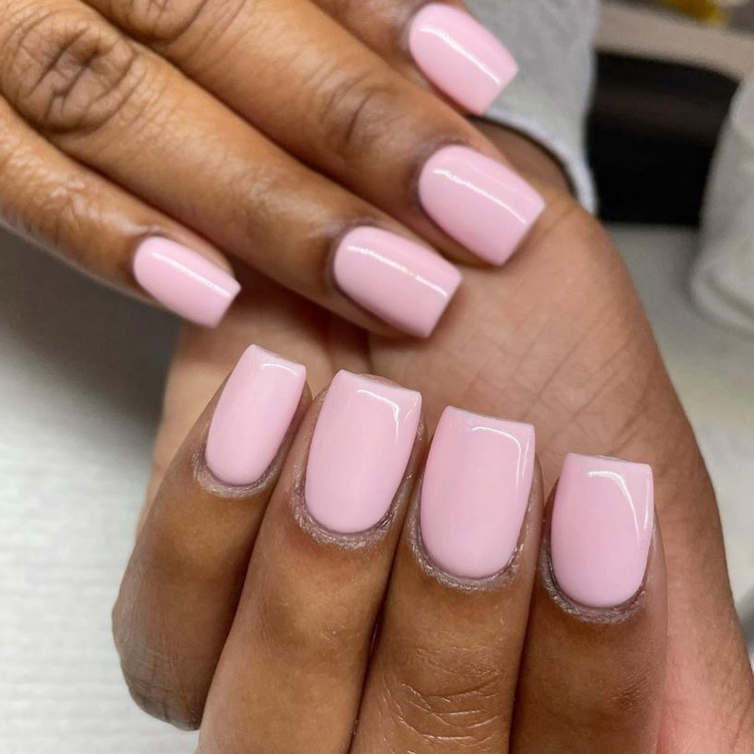 DND Gel #550 Coral Castle – nail swatch 3