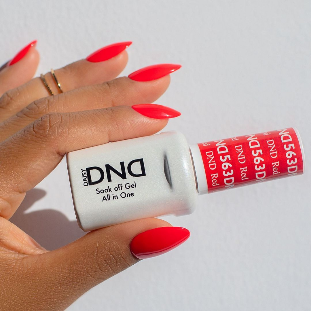 DND Gel #563 DND Red – nail swatch