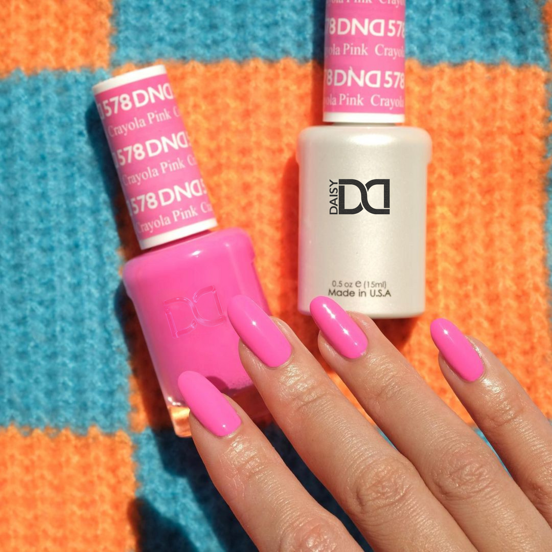DND Gel #578 Crayola Pink – nail swatch