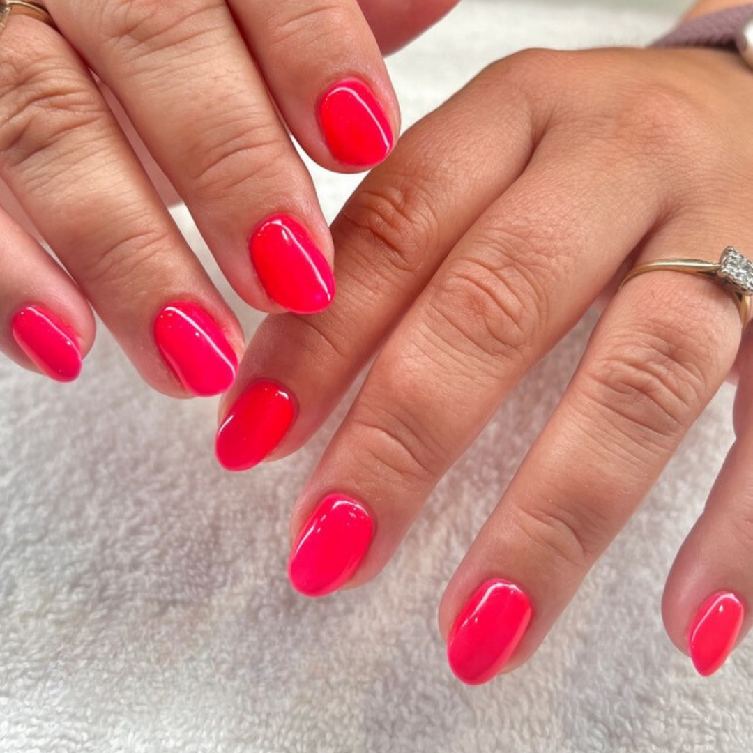 DND Gel #638 Red mars – nail swatch 3