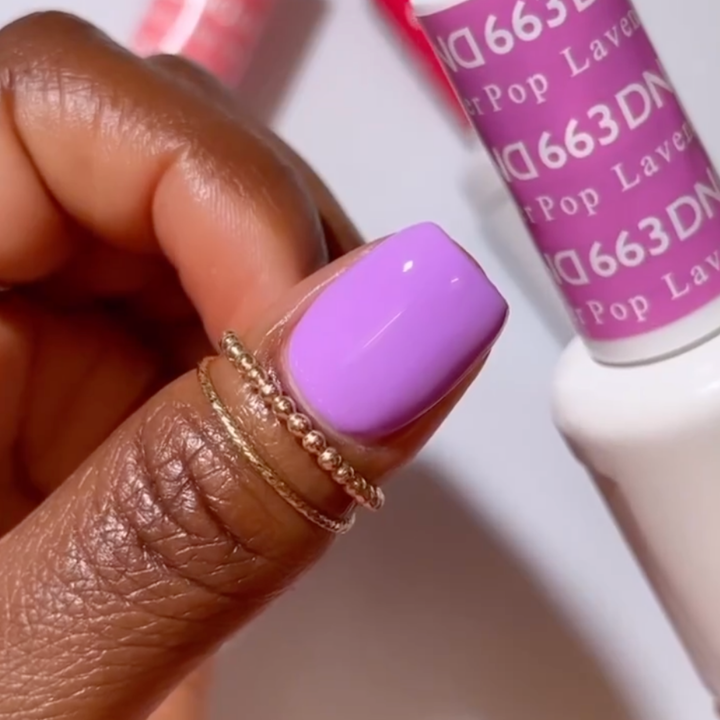 DND Gel #663 Lavender Pop – nail swatch