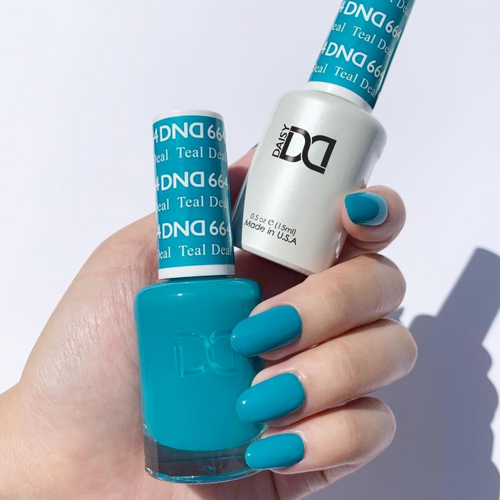 DND Gel #664 Teal Deal – nail swatch