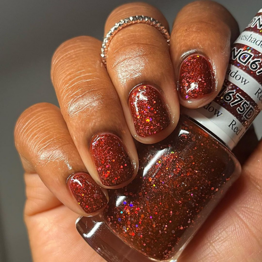 DND Gel #675 Red Eyeshadow – nail swatch