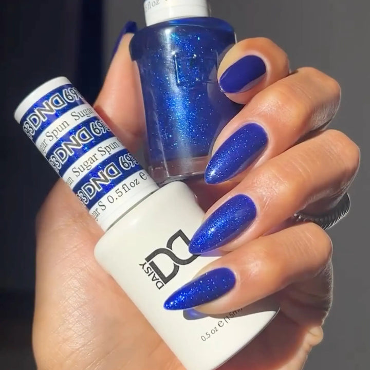 DND Gel #693 Sugar Spun – nail swatch