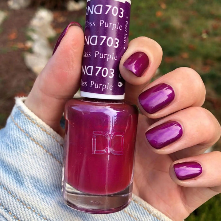 DND Gel #703 Purple Glass – nail swatch 3