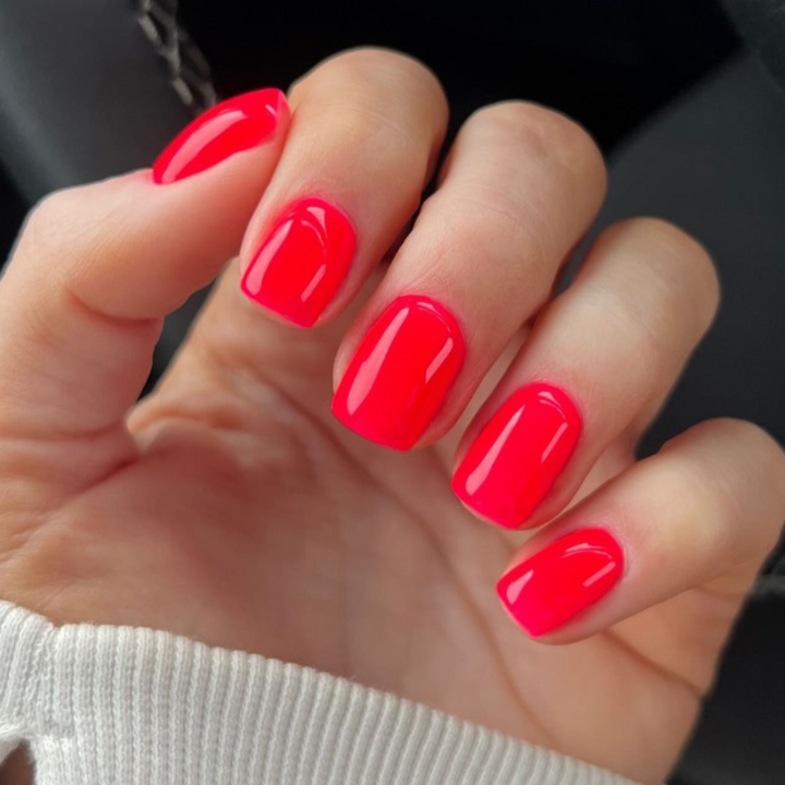 DND Gel #712 Ruth – nail swatch
