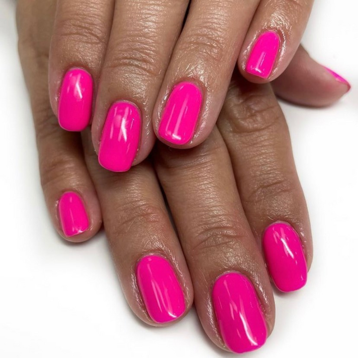 DND Gel #719 Tutti Frutti – nail swatch 3