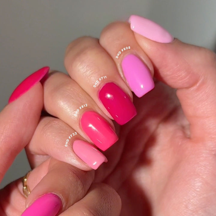DND Gel #722 Strawberry Cheesecake – nail swatch 4