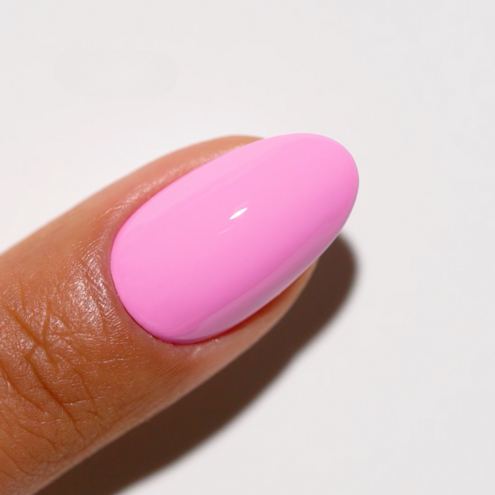 DND Gel #726 Whirly Pop – nail swatch