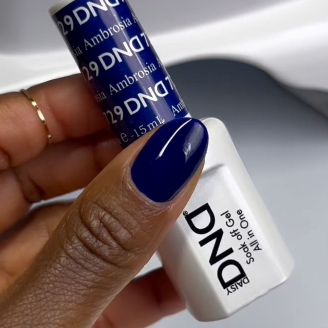 DND Gel #729 Ambrosia – nail swatch