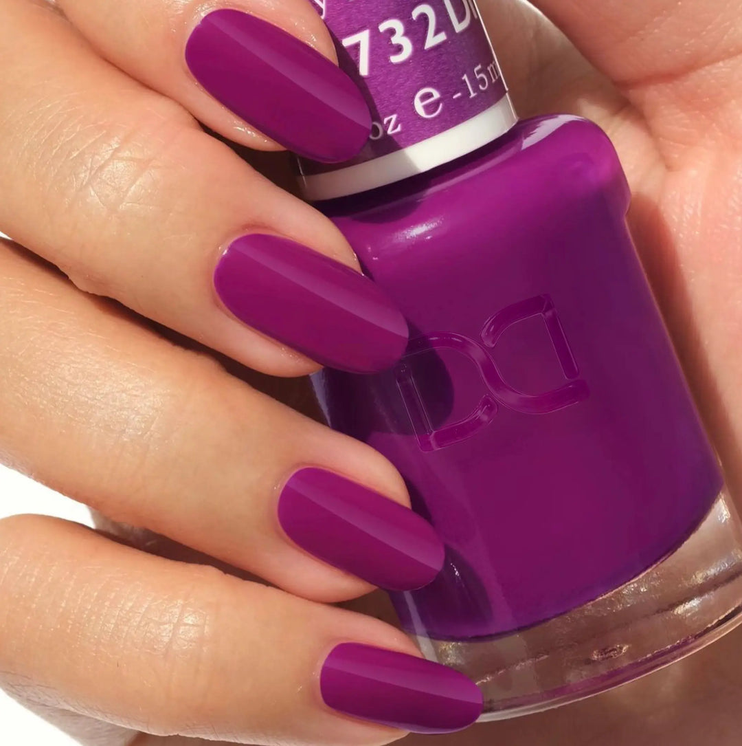 DND Gel #732 Joy – nail swatch
