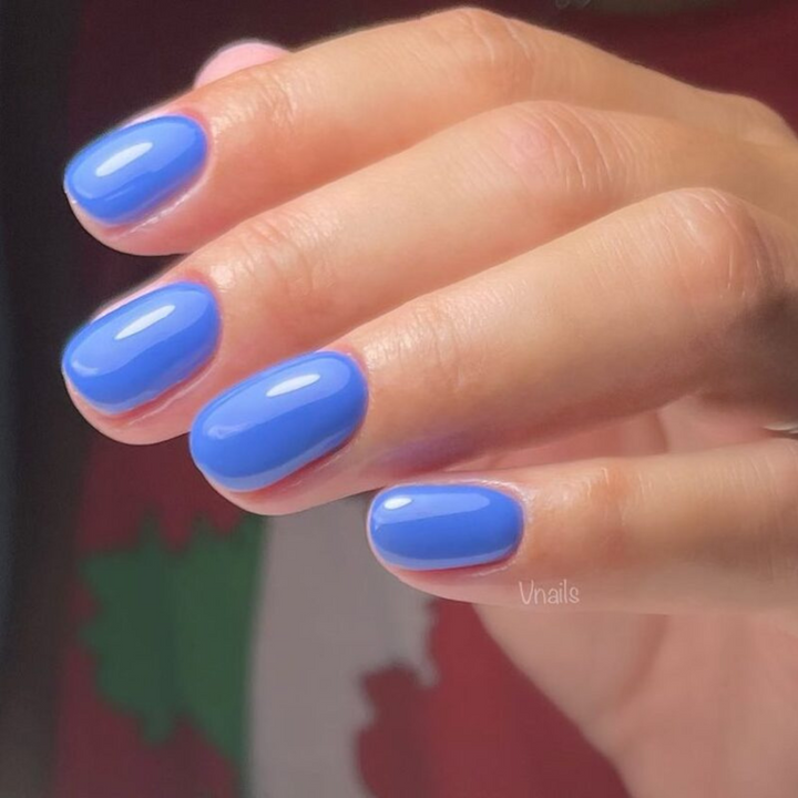 DND Gel #740 Dazzle – nail swatch