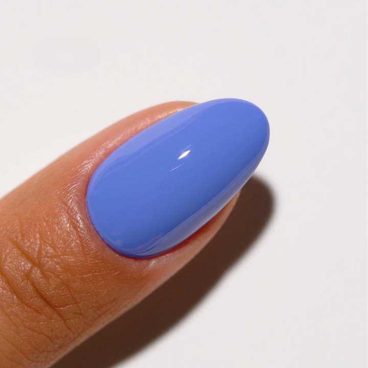 DND Gel #740 Dazzle – nail swatch 3