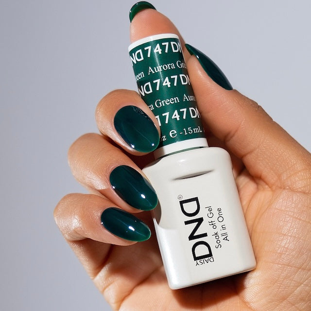 DND Gel #747 Aurora Green – additional view
