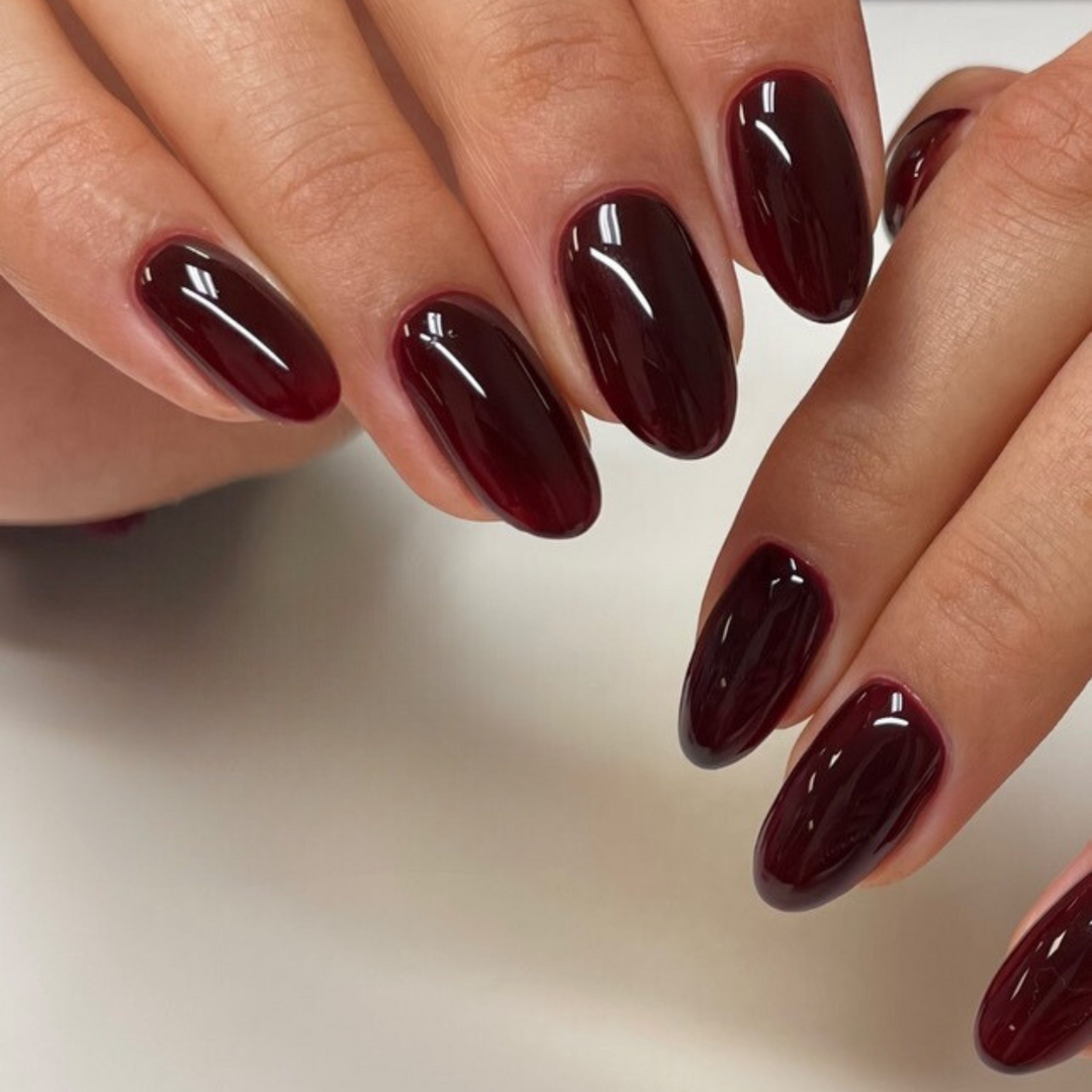 DND Gel #750 Fudgsicle – nail swatch 4
