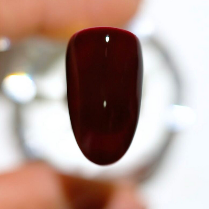 DND Gel #750 Fudgsicle – nail swatch 3