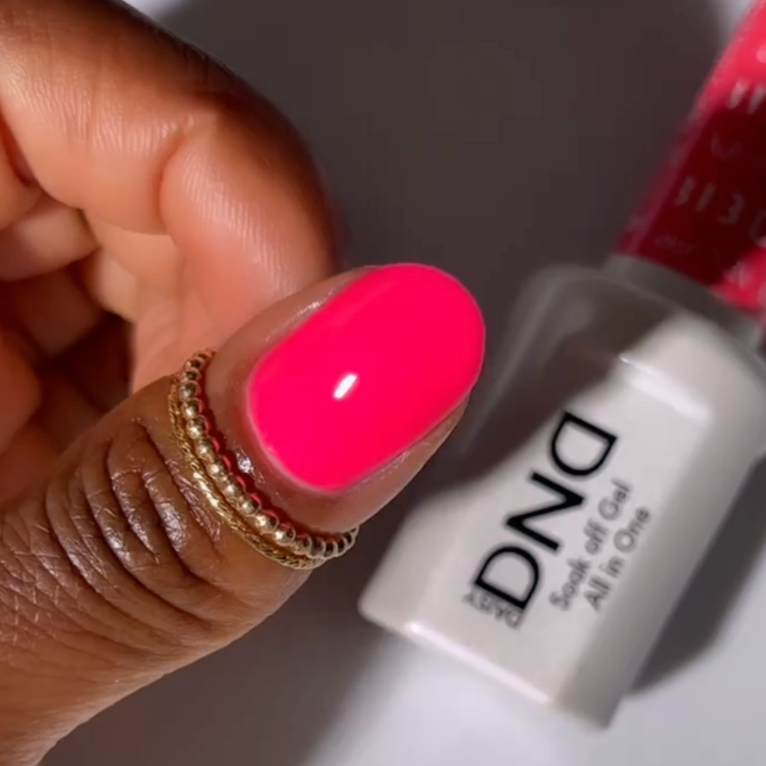 DND Gel #813 Sour Adventure – nail swatch