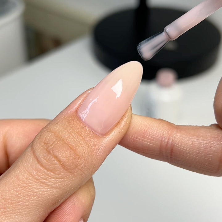 DND Gel #871 How Do U Neutral – nail swatch