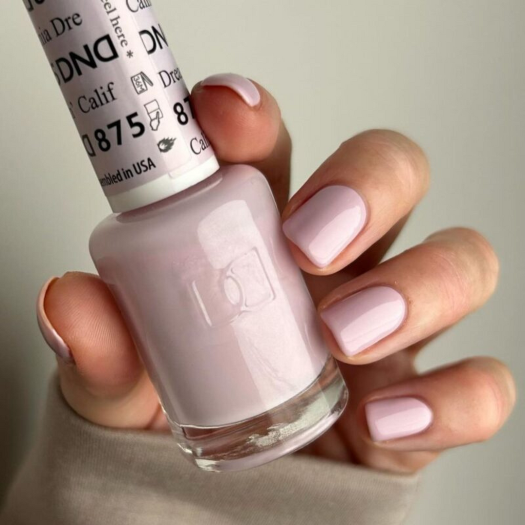 DND Gel #875 California Dreamin' – nail swatch 2