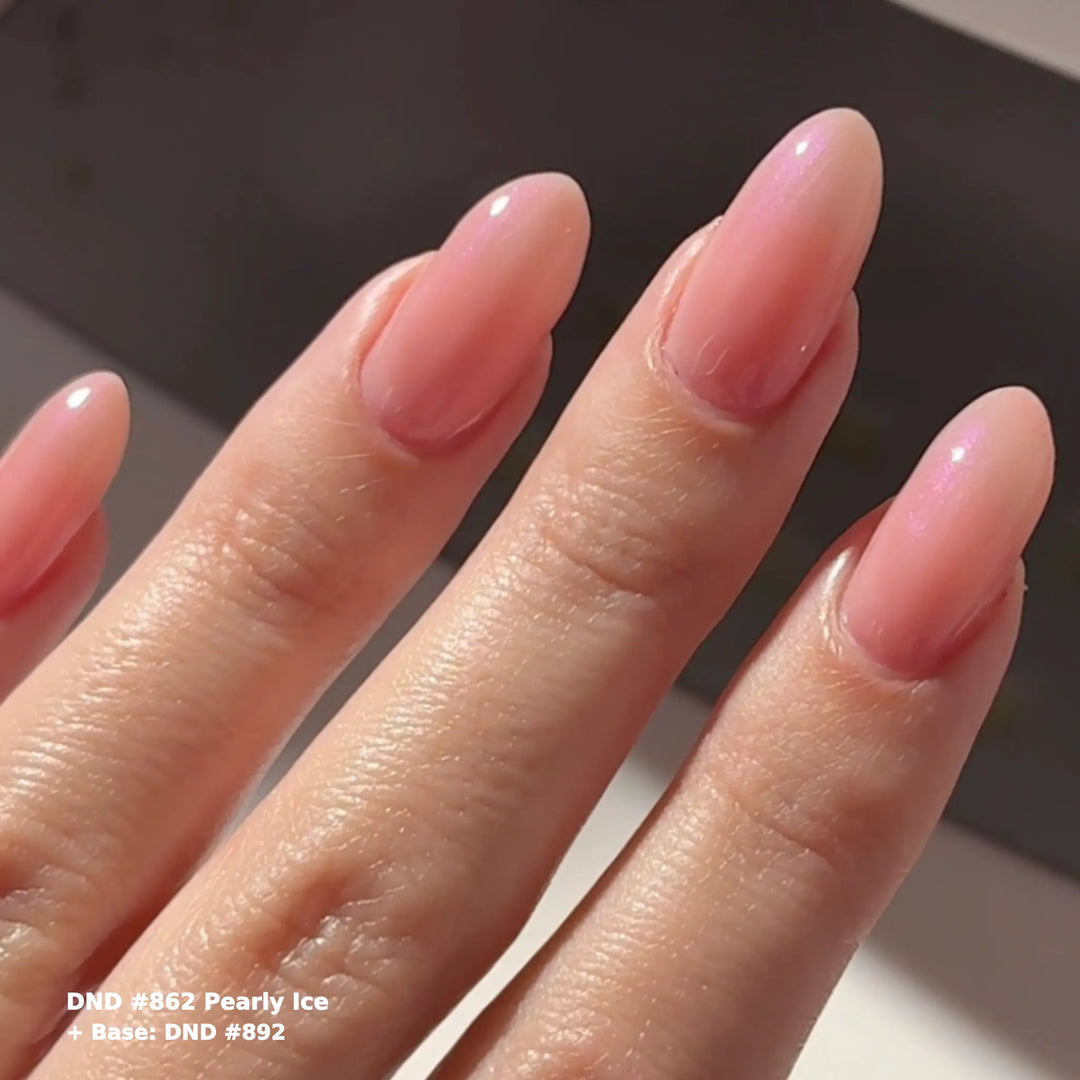 DND Gel #862 Pearly Ice – nail art 6