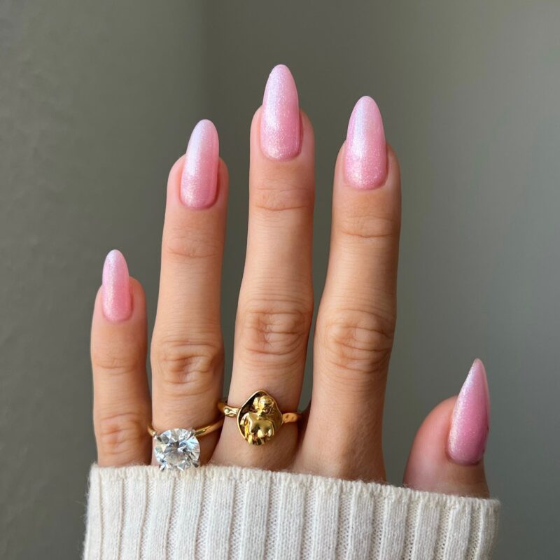 DND Diva #10 Pink Glazzed – nail swatch