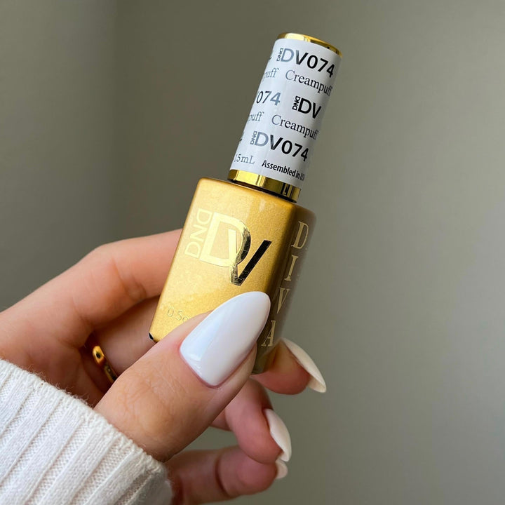 DND Diva #74 Creampuff – nail swatch 3