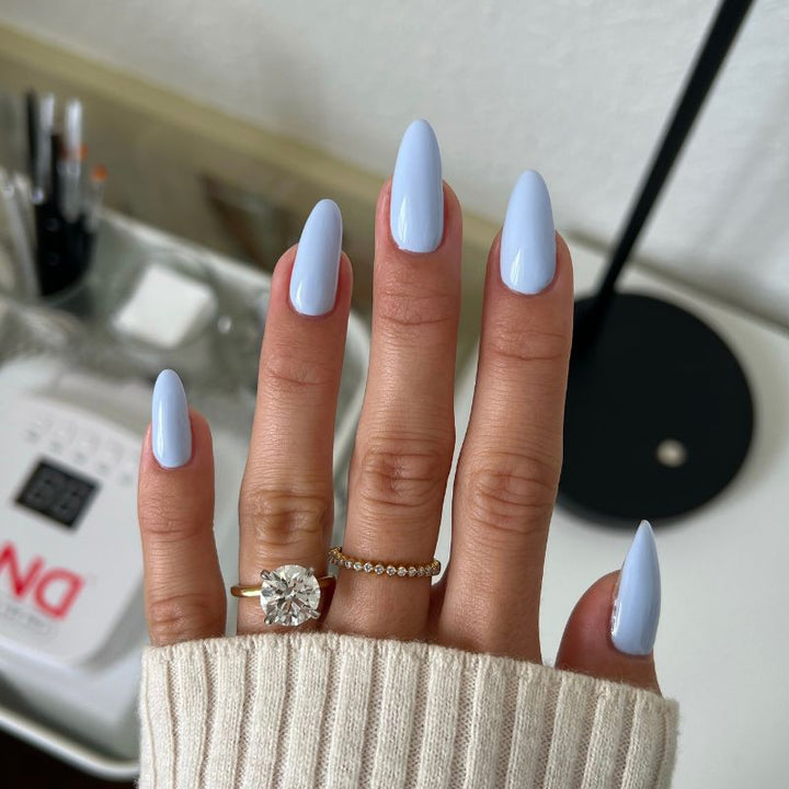 DND Diva #129 Pies In The Sky – nail swatch