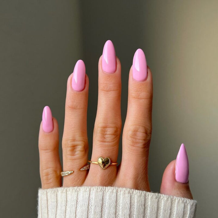 DND Diva #133 Purple Meets Pink – nail swatch