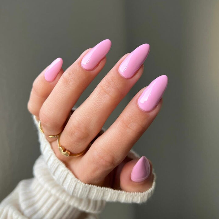 DND Diva #133 Purple Meets Pink – nail swatch 3