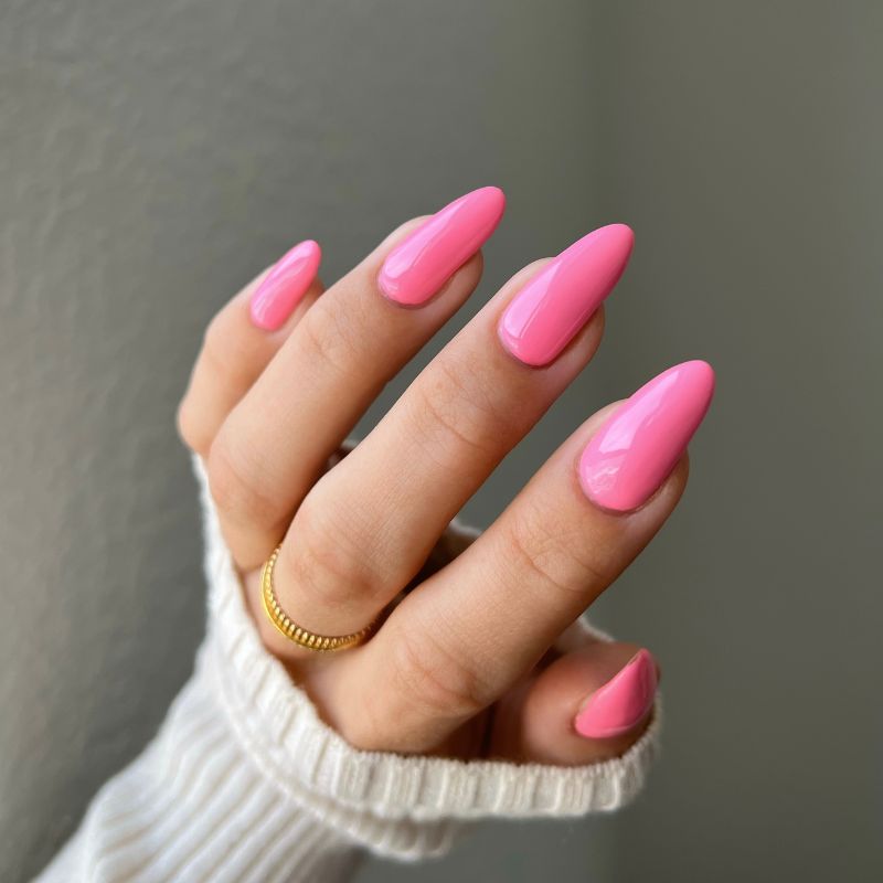 DND Diva #141 Classical Pink – nail swatch 3
