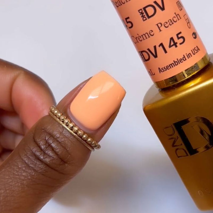 DND Diva #145 Creme Peach – nail swatch 5