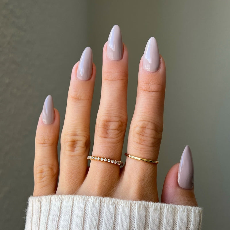 DND Diva #151 Castles in Spain – nail swatch