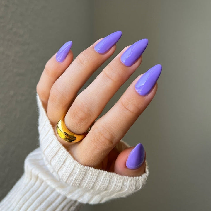 DND Diva #195 Side of Ube – nail swatch 3