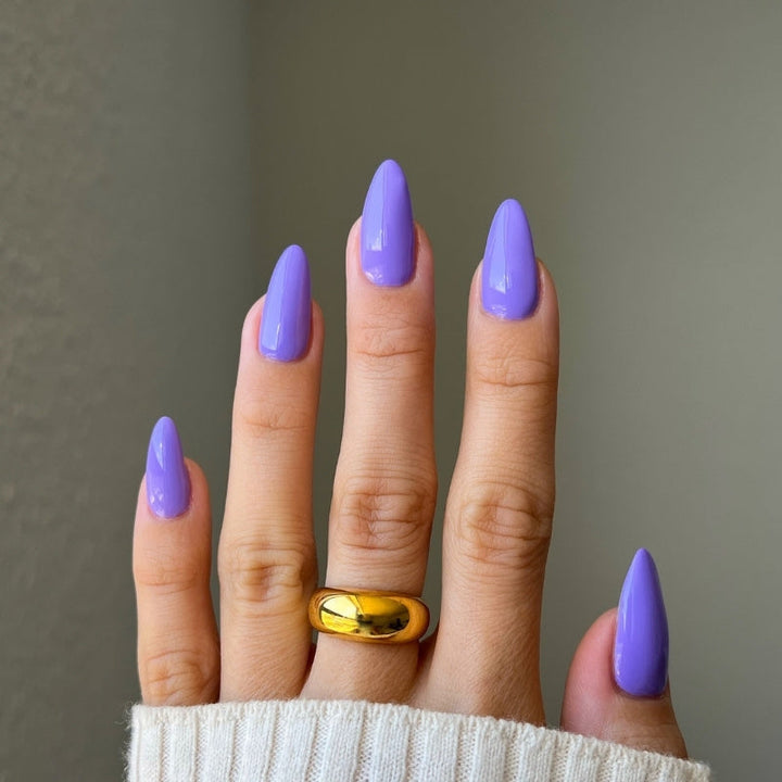DND Diva #195 Side of Ube – nail swatch 4