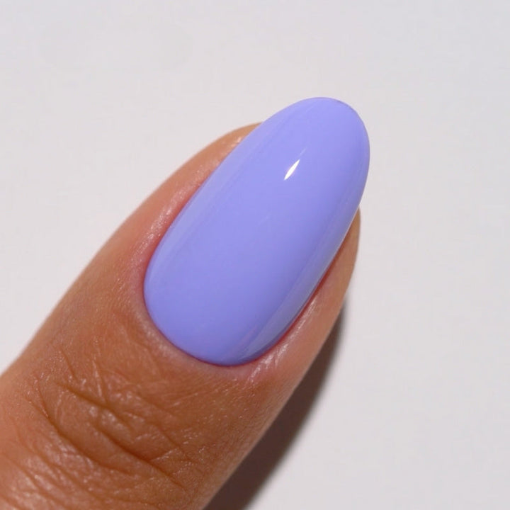 DND Diva #196 Lavender Silk – nail swatch 2