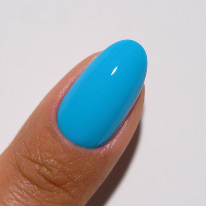DND Diva #198 Overseas – nail swatch
