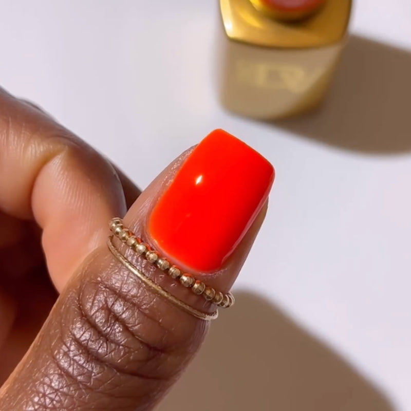 DND Diva #217 Fire Breather – nail swatch 2