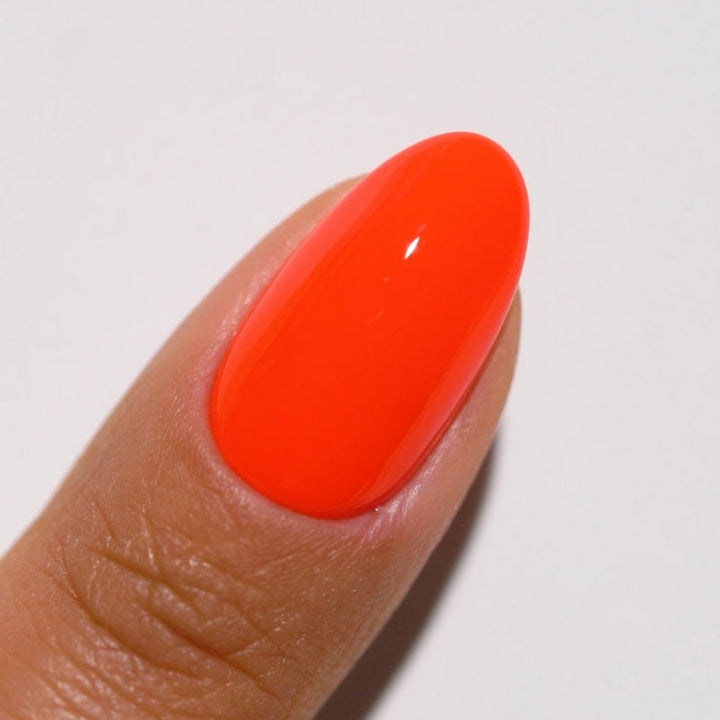 DND Diva #218 Astral Spark – nail swatch