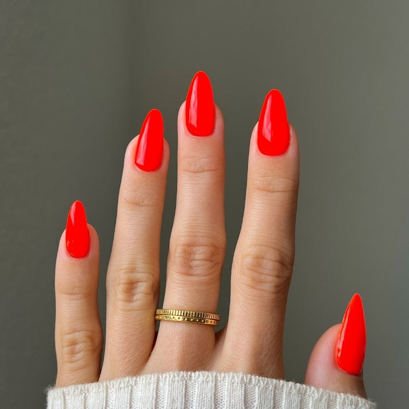 DND Diva #218 Astral Spark – nail swatch 3