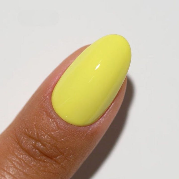 DND Diva #219 Bumblebee – nail swatch