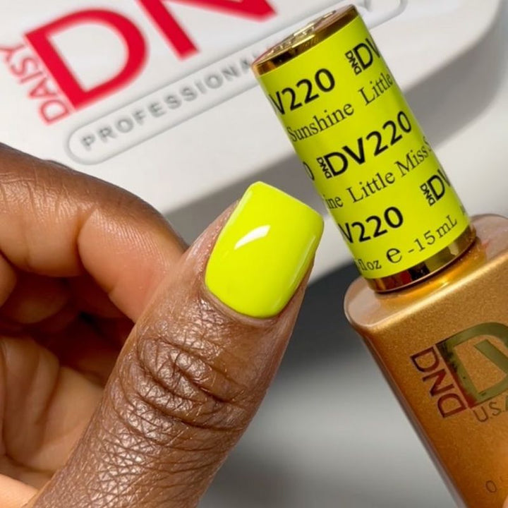 DND Diva #220 Little Miss Sunshine – nail swatch