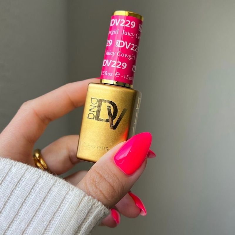 DND Diva #229 Juice Cowgirl – nail swatch 5